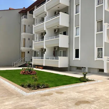 Selma Hanim Marmaris